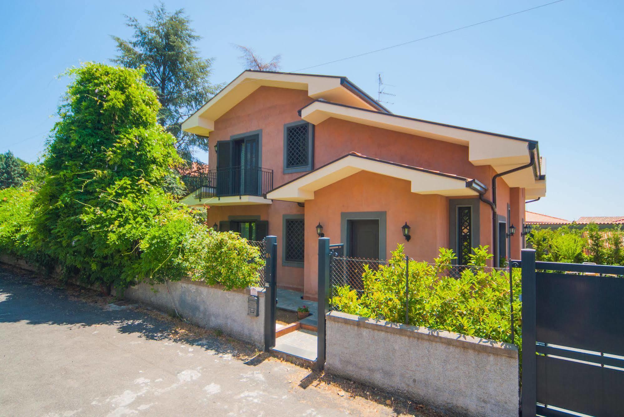 B&B La Rena Rossa Nicolosi Buitenkant foto